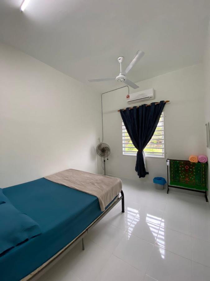 Inap Desa Homestay Batu Buruk Куала Теренгану Екстериор снимка